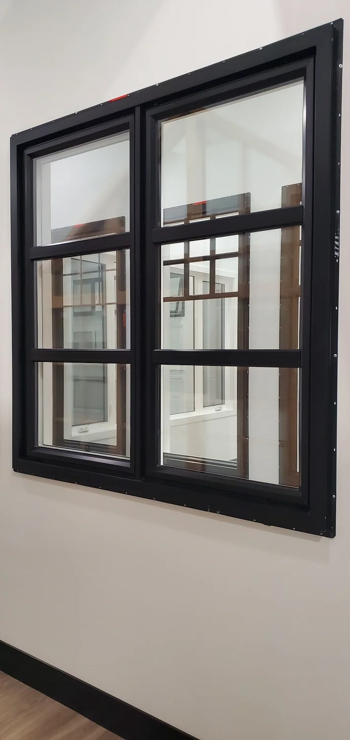 Black window detail display
